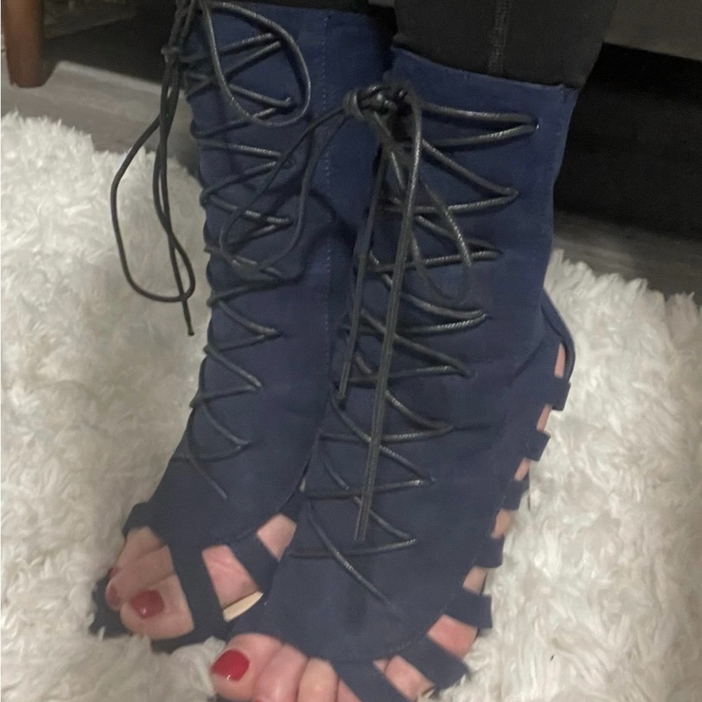 Shoe Dazzle Navy Lace-Up Women's Boots Size 9 - NEW